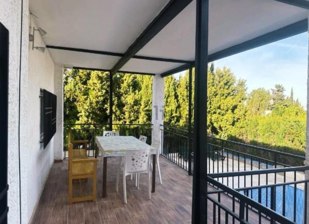 Вілла Lille En Provence Валенсія Номер фото